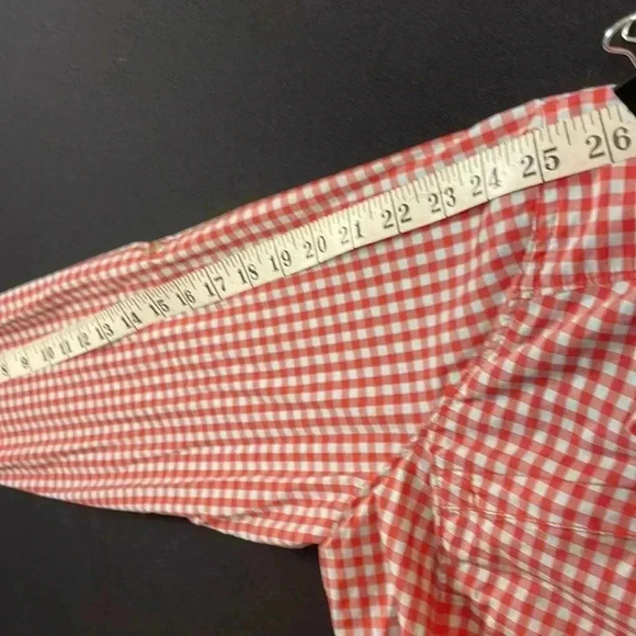 Orvis women’s button up collared blouse with 2 zippered pockets vented back - Picture 5 of 14